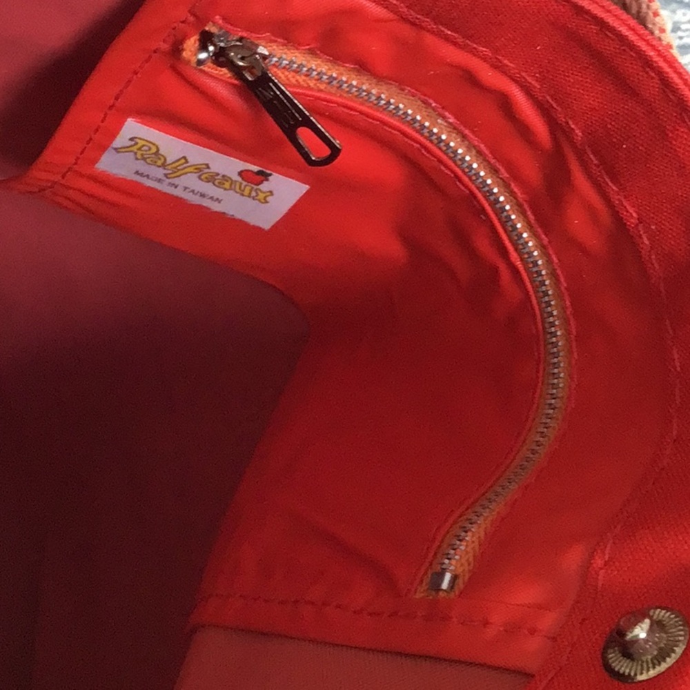Red canvas tote bag with a front pocket - Picture 8 of 9